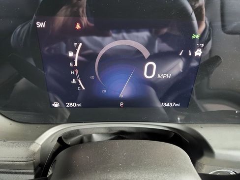 Used 2025 Buick Encore GX Preferred image 25