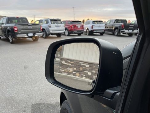 Used 2019 Dodge Grand Caravan GT image 24