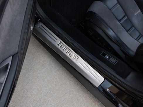 Used 2012 Ferrari 458 Spider RWD image 41