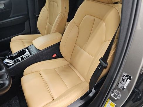 Used 2020 Volvo XC40 T5 Inscription w/ Protection Package AWD/4WD image 15