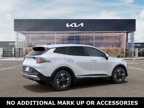 New 2026 Kia Sportage LX FWD image 6