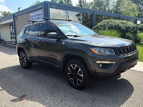 Used 2020 Jeep Compass Trailhawk AWD/4WD image 1