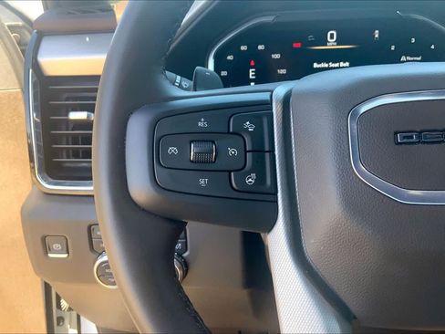 Used 2024 GMC Sierra 1500 Denali w/ Technology Package AWD/4WD image 24