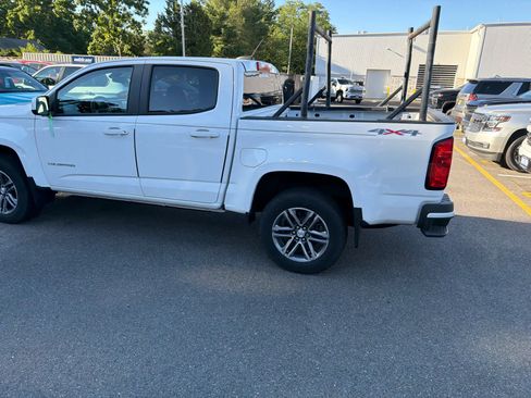 Certified 2022 Chevrolet Colorado W/T w/ Custom Special Edition AWD/4WD image 5