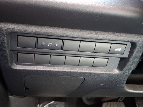 Used 2024 Mitsubishi Outlander SEL AWD/4WD image 24