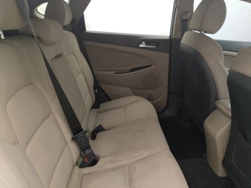 Used 2021 Hyundai Tucson SE w/ Cargo Package FWD image 19