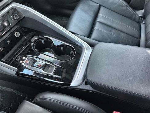Used 2025 Audi Q5 Premium Plus w/ Premium Plus AWD/4WD image 22