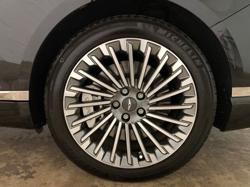 Used 2024 Genesis G80 image 26