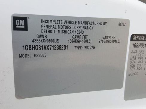 Used 2007 Chevrolet Express 3500 w/ School Bus Package RWD image 19