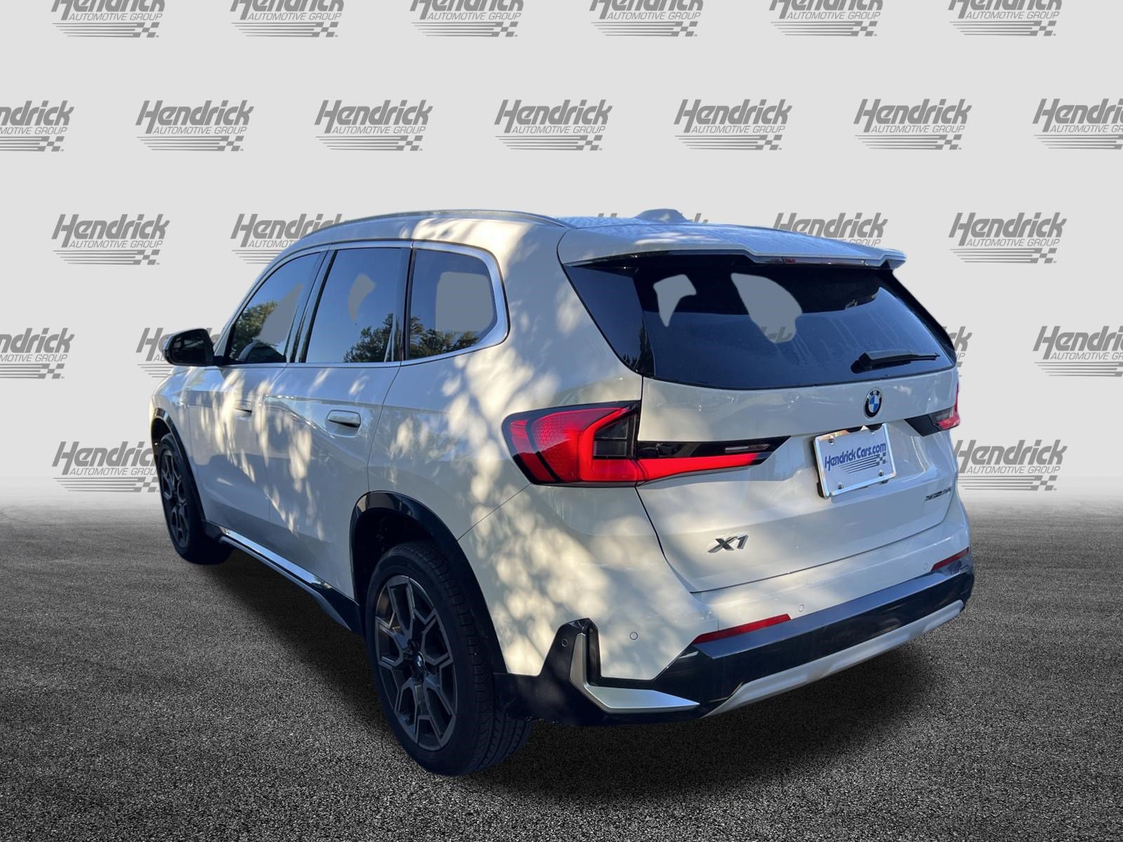 Used 2024 BMW X1 xDrive28i w/ Convenience Package AWD/4WD image 8