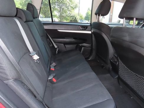 Used 2013 Subaru Outback 2.5i AWD/4WD image 31