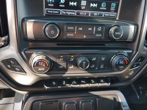 Used 2017 Chevrolet Silverado 1500 LTZ Z71 w/ LTZ Plus Package AWD/4WD image 24