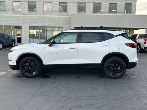 New 2026 Chevrolet Blazer LT w/ Convenience Package image 2