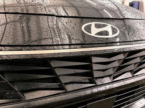 Used 2024 Hyundai Elantra SEL w/ Convenience Package image 29