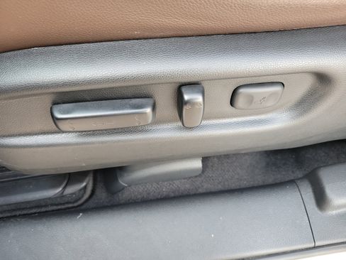 Used 2024 Honda Passport EX-L image 25