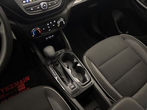 Used 2022 Chevrolet TrailBlazer LS image 17