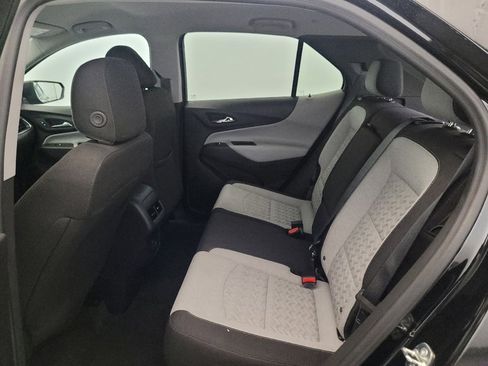 Used 2024 Chevrolet Equinox LS w/ LS Convenience Package AWD/4WD image 18