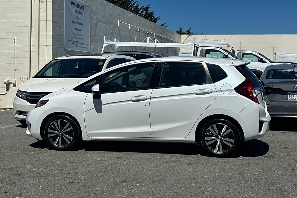 Used 2017 Honda Fit EX image 6