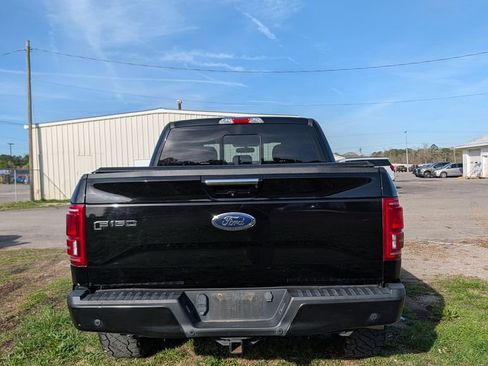 Used 2017 Ford F150 Lariat image 7