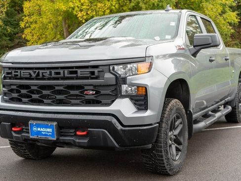 Used 2024 Chevrolet Silverado 1500 Custom Trail Boss image 2