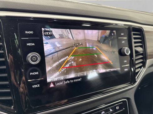 Used 2023 Volkswagen Atlas SEL image 35