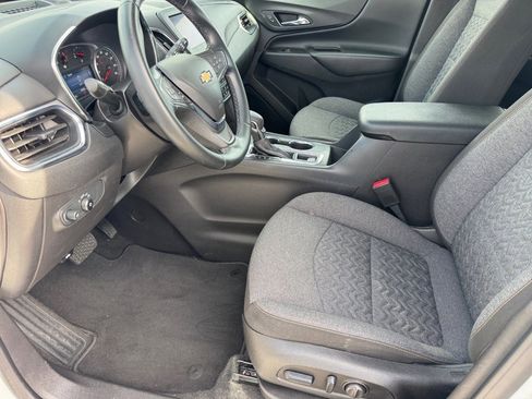 Used 2024 Chevrolet Equinox LT image 10