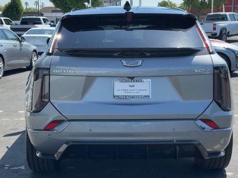 New 2026 Cadillac Optiq V AWD/4WD image 5