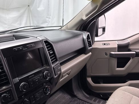 Used 2020 Ford F150 XLT w/ Equipment Group 302A Luxury AWD/4WD image 18