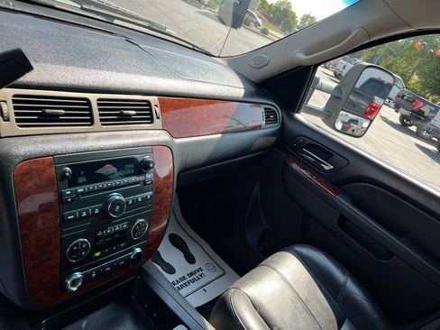 Used 2011 Chevrolet Silverado 3500 LTZ w/ LTZ Plus Package image 30