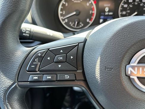 Used 2025 Nissan Sentra S FWD image 27
