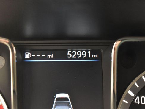 Used 2019 Nissan Titan PRO-4X w/ Pro-4x Convenience Package AWD/4WD image 19