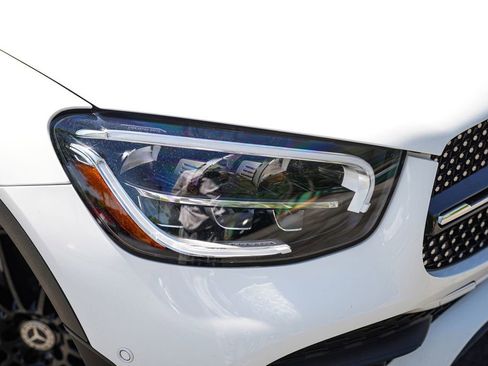 Used 2023 Mercedes-Benz GLC 300 4MATIC Coupe image 5