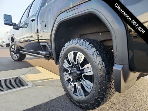 Used 2024 GMC Sierra 2500 Denali w/ Denali Reserve Package image 16