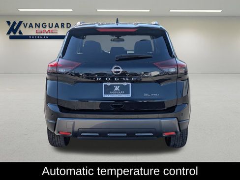 Used 2026 Nissan Rogue SL AWD/4WD image 6