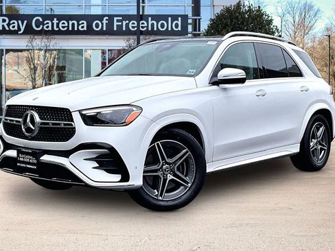 Used 2026 Mercedes-Benz GLE 450 4MATIC image 1