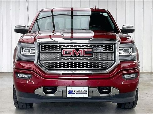 Used 2018 GMC Sierra 1500 Denali w/ Denali Ultimate Package AWD/4WD image 3