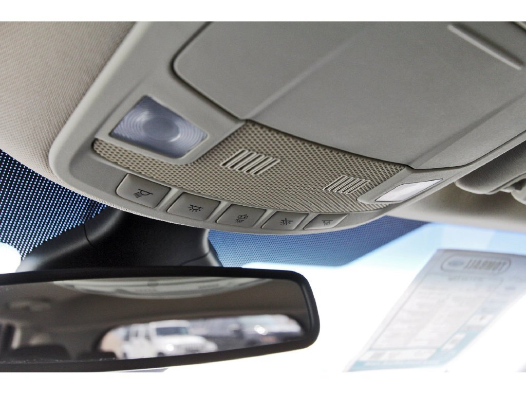 Used 2019 Ford Edge SE FWD image 25