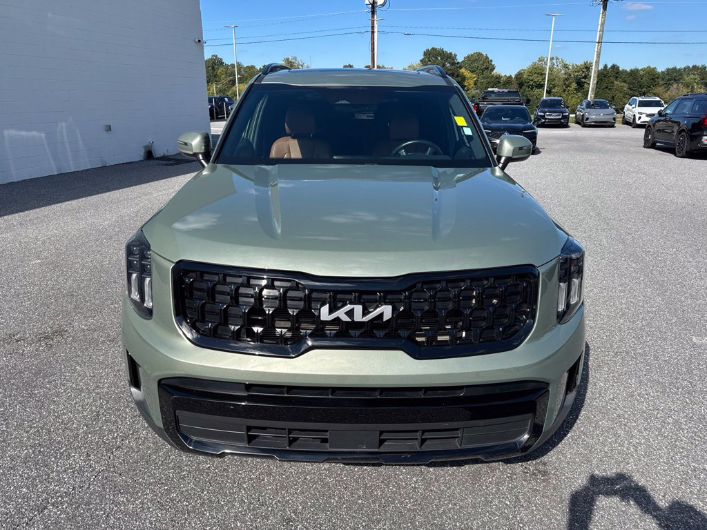 Used 2024 Kia Telluride EX X-Line AWD/4WD image 2
