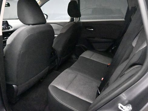 Used 2023 Nissan Rogue SV image 20