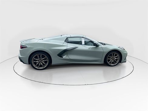 Used 2024 Chevrolet Corvette Stingray image 9