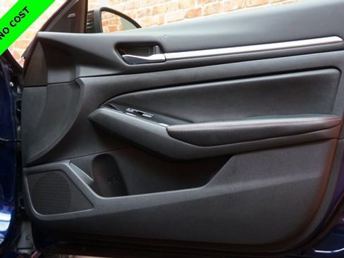 Used 2024 Nissan Altima 2.5 SR image 60