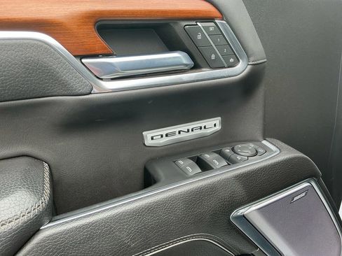 Used 2022 GMC Sierra 1500 Denali w/ Technology Package image 16