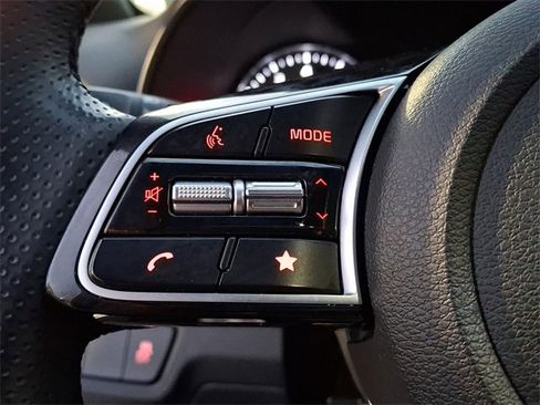 Used 2023 Kia Forte GT-Line w/ GT-Line Premium Package image 29