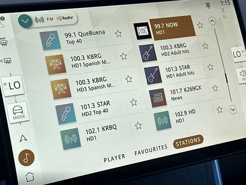 New 2026 Land Rover Range Rover SE image 17