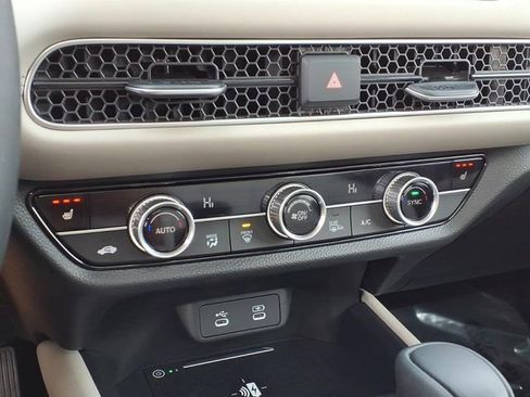 Certified 2026 Honda HR-V EX-L image 18