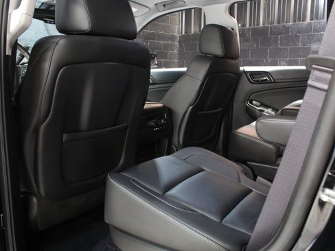 Used 2015 Chevrolet Tahoe LT AWD/4WD image 32