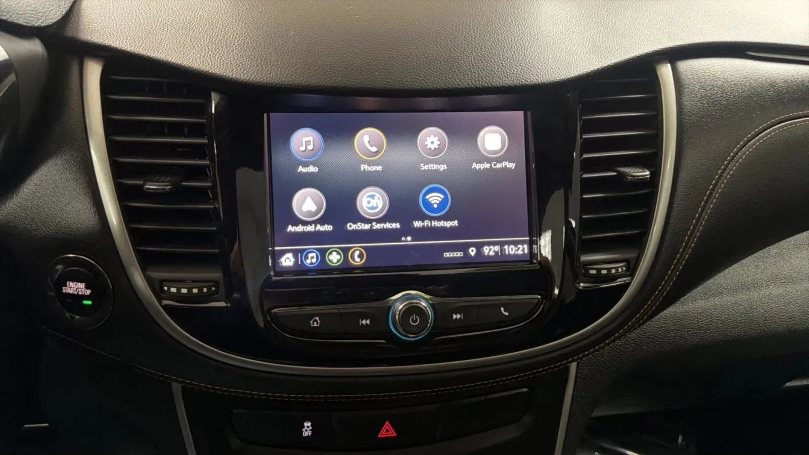 Used 2018 Chevrolet Trax LT w/ LT Convenience Package FWD image 13