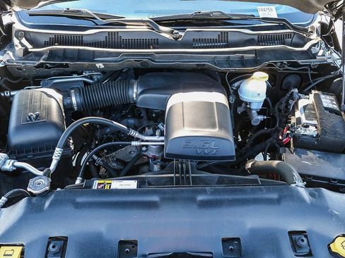 Used 2022 RAM 1500 Classic SLT image 27