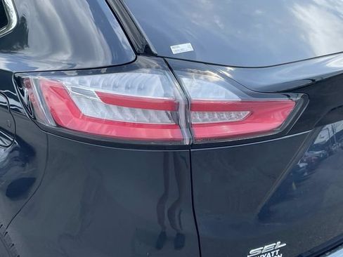 Certified 2024 Ford Edge SEL w/ Convenience Package AWD/4WD image 12