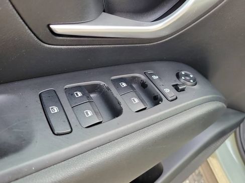 Used 2022 Hyundai Santa Cruz SE FWD image 17